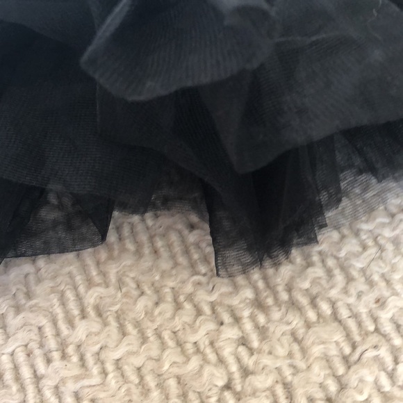 Girl’s black ballet tutu - Picture 4 of 10